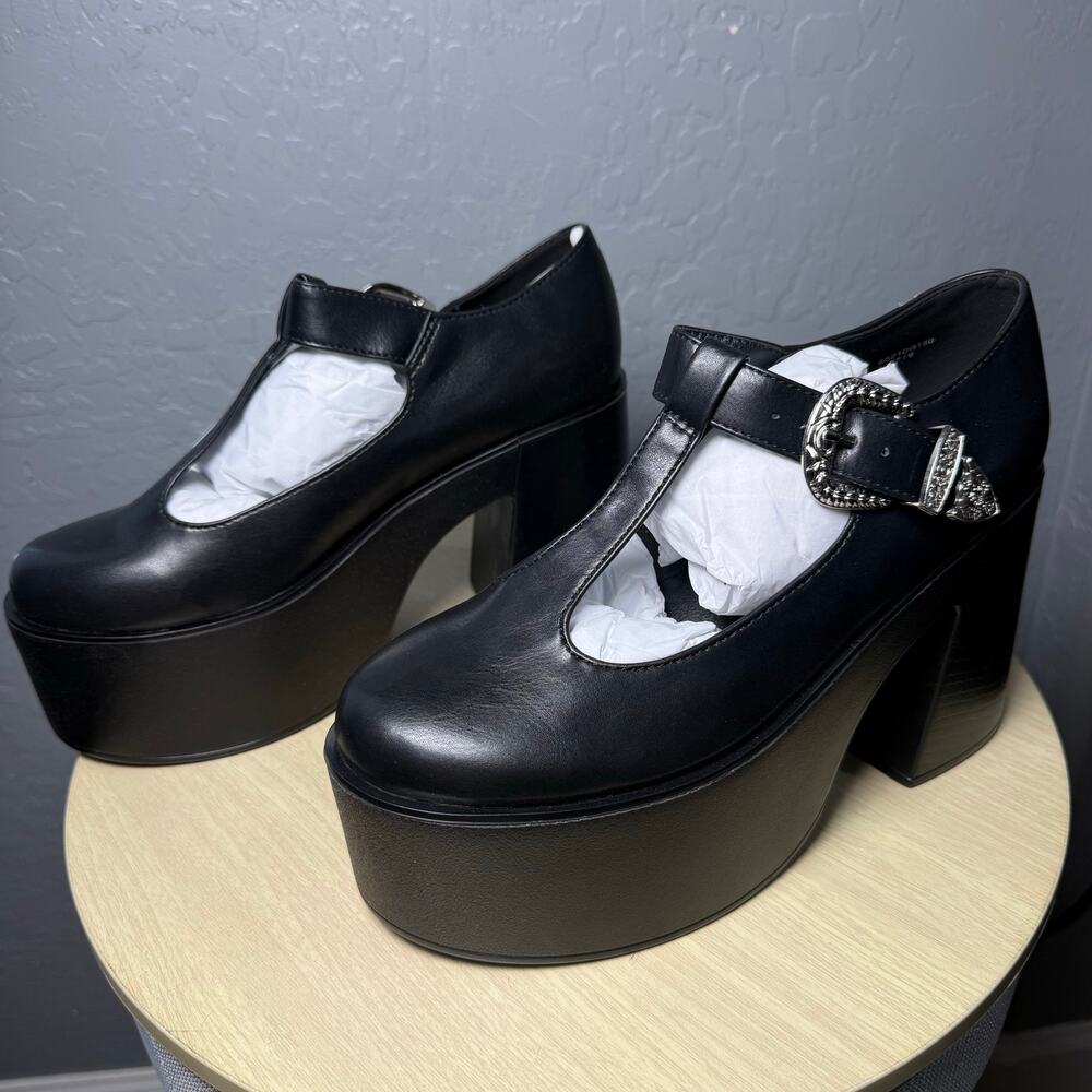 Disturbia Renaissance Mary Janes, Black, US 6 - Picture 4 of 10